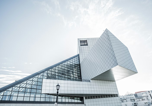 From Data Chaos to Decision-Making: Why Enterprises Can’t Delay Data Engineering